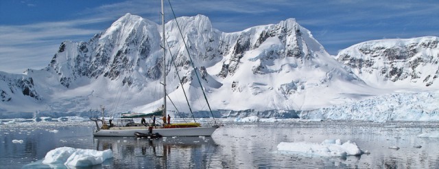 Faszinierende Ankerplätze vor der Antarktis-Küste © Wickens Antarktis, Ski, Segeln
