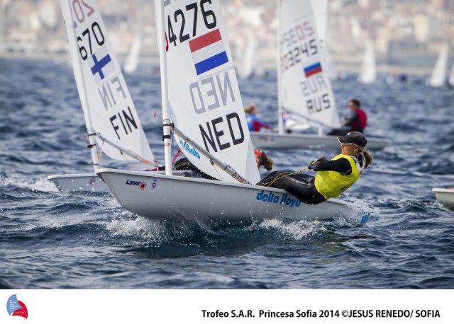 Die Holländerin Marit Bouwmeester weist mit der Serie 1/1/2/2 bisher die geringste Punktzahl aller Teilnehmer auf. © 2014 Jesus Renedo/ 45 TROFEO PRINCESA SOFIA Bouwmeester, Palma
