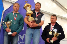 André Budzien (l.) holt erneut Silber hinter Maier (CZE) und Aleksandr Kuliukin (RUS). © Robert Deaves Finn Masters