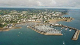 Von so einem Hafen an der Cote d’Armor könnten die Schleuser losgesegelt sein © Tourismus cote d’armor Von so einem Hafen an der Cote d'Armor könnten die Schleuser losgesegelt sein © Tourismus cote d'armor