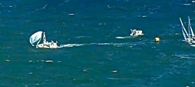 Der entscheidene Moment der Niederlage. Der Flensburger Segel-Club liegt klar in Führung, als das Schiff aus dem Ruder läuft. Segel-Bundesliga