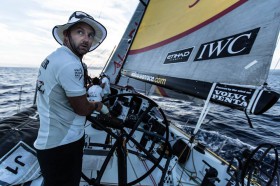 Wird Ian Walker nach zwei verpatzten Rennen diesmal den großen Wurf landen? © Matt Knighton/Abu Dhabi Ocean Racing Volvo Ocean Race