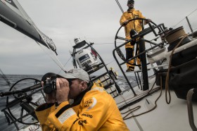 Die Gegner fest im Blick. Abu Dhabi segelt bisher ein beeindruckendes, solides Rennen und liegt in Führung. © Matt Knighton/Abu Dhabi Ocean Racing Volvo Ocean Race