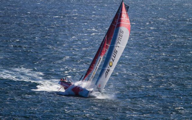 Vor Kapstadt gibt das französisch chinesische Team noch einmal richtig Gas. © Ainhoa Sanchez / Volvo Ocean Race Volvo Ocean Race Dongfeng