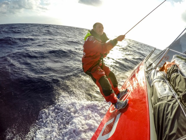 Mit allen Tricks. Trapezvorrichtung bei den Chinesen? © Sam Greenfield / Dongfeng Race Team / Volvo Ocean Race Volvo Ocean Race