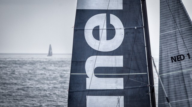 Brunel bei seinem letzten Angriff auf Alvimedica. Am Ende fehlte knapp mehr als eine Minute. © Ainhoa Sanchez / Volvo Ocean Race Volvo OCean Race
