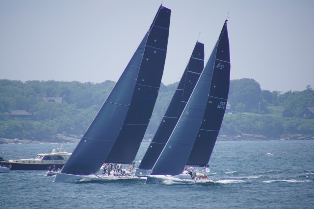 Obwohl noch ein paar Tausend Seemeilen vor ihnen liegen – gekämpft wird von Anfang an auf der “Outsider” © stumm Transatlantic Race, Outsider, Interview