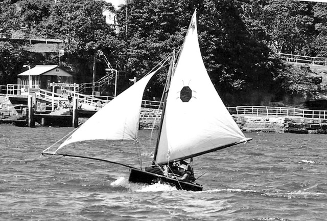 Skurriles Boot: Balmain Bug Kleinstes Skiff der Welt mit sechs Fuß