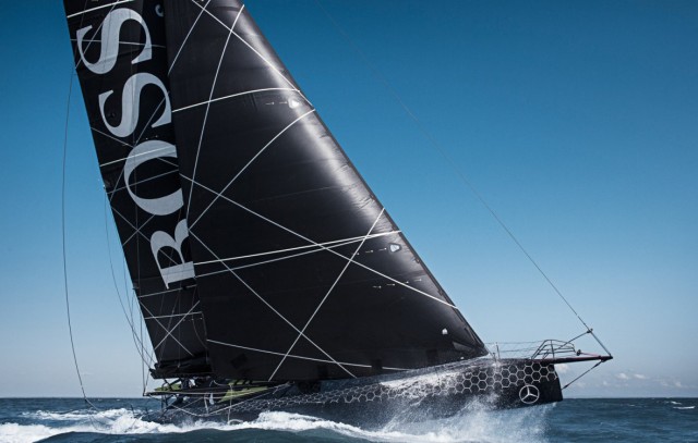Die neue “Hugo Boss” in Action. “Was die Foils tatsächlich bringen, wird sich erst auf der Langstrecke zeigen!” sagt Skipper alex Thomson © hugo boss IMOCA, Transat Jacques Vabre, Foils, Atlantikregatta