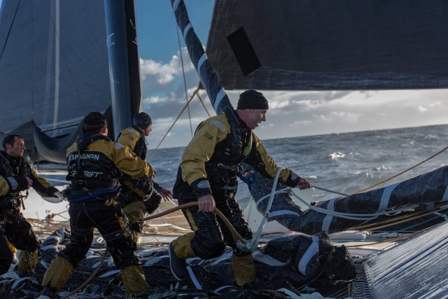 Harte Bedingungen an den ersten Tagen. Beste Voraussetzung für den Rekord. ©Yann Riou | Spindrift racing Spindrift Racing
