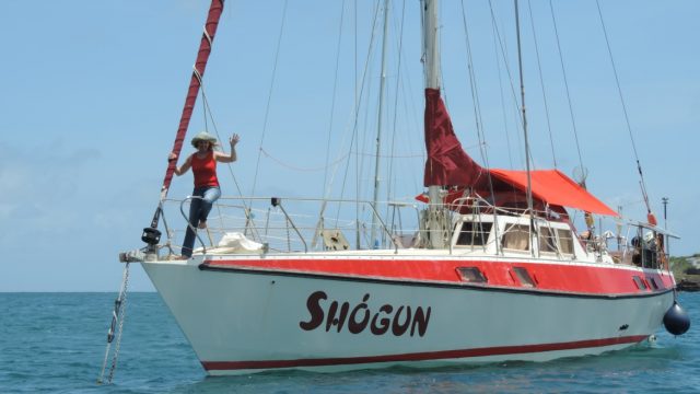 “Shogun” mit Vorschoterin Susi© knut Weltumseglung, Basteln, Arbeiten, Paradies