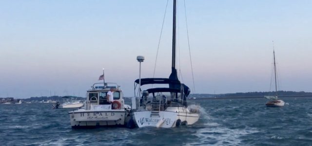 Yacht sinkt, Marketing, T-Shirt, Video