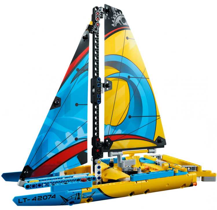 Ruckzuck ist aus dem Mono- ein Multihull gemacht auch mit sehr defensiver Beseglung. Bloß nicht kentern. Sicher ist sicher. © Lego