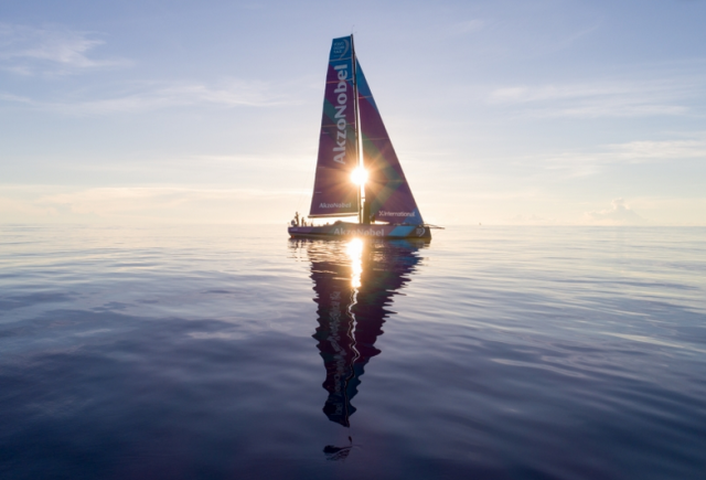 Auch AkzoNobel stellte sich für die Etappe von Auckland nach Itajai als Forschungsschiff zur Verfügung. © Sam Greenfield/Volvo Ocean Race VOR, Mikroplastik, Müll