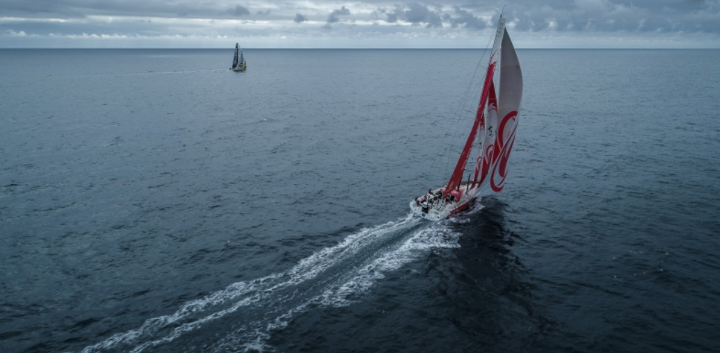 Dongfeng hat von der Mapfre Deckung abgelassen und sich für Brunel entschieden. Eine falsche Entscheidung. © Martin Keruzore/Volvo Ocean Race