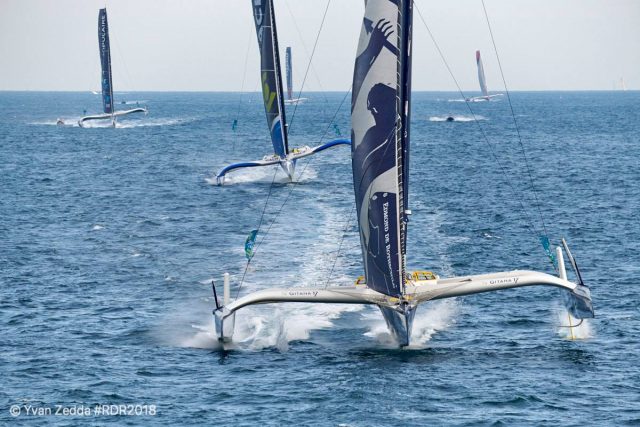 Gitana vor Macif und Banque Pop kurz nach dem Route du Rhum Start. © Yvan Zedda RdR2018 Route du Rhum