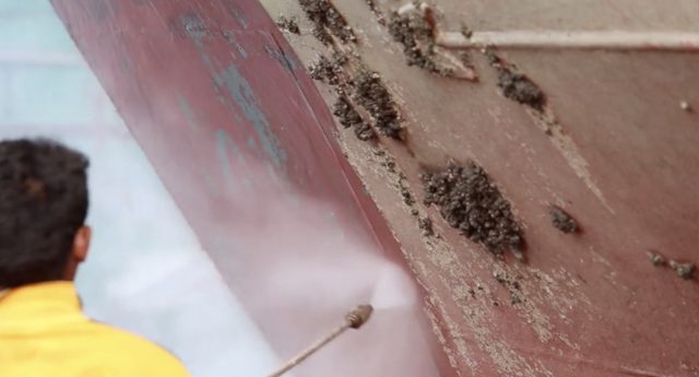 Bewuchs am Rumpf? Könnte bald Vergangenheit sein © BMBF Antifouling, Ersatz, Rumpfbeschichtung