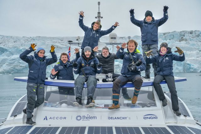 Starkes Team: Erussard (2.v.l.) und seine Crew © energy observer Energy Observer, Arktis, Brennstoffzelle