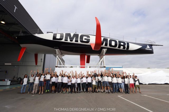 Das Team und sein Boot – Segeln schweißt international zusammen © dmg mori DMG Mori, IMOCA, Vendée Globe