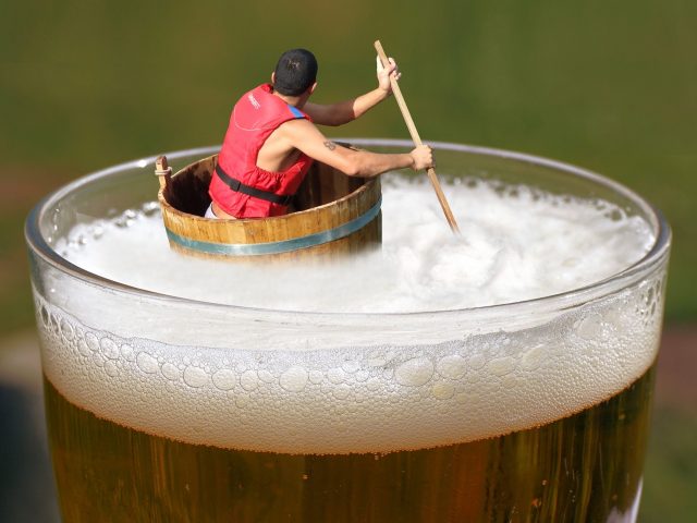 Alkohol auf dem Wasser – ein no go! © DigiPD/pixabay
