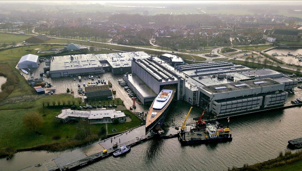 Die weltgrößte Aluminiumyacht “Sea Eagle II” verlässt die Werfthalle von Royal Huisman "Sea Eagle II" © Royal Huisman