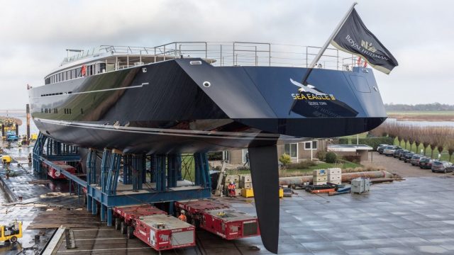 Als Heimathafen des Dreimastschoners wird George Town angegeben, der Eigner ist ein taiwanesischer Geschäftsmann "Sea Eagle II" © Royal Huisman