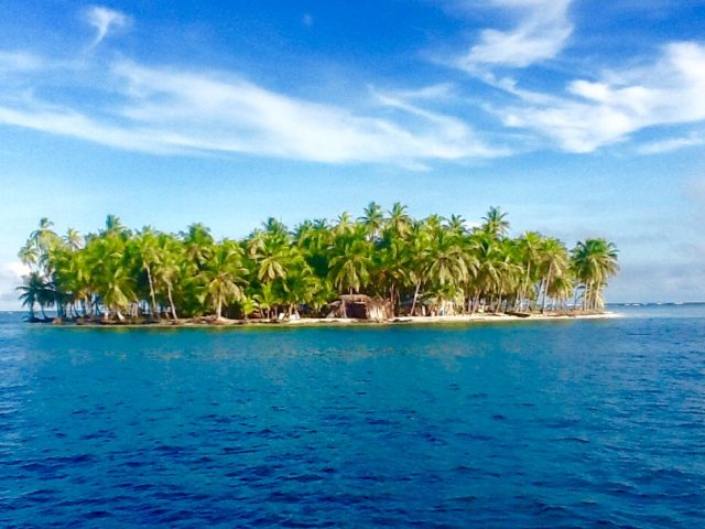 Auch wenn man keinen Fuß auf den Strand setzen darf – sieht ziemlich paradiesisch aus, oder? © knut