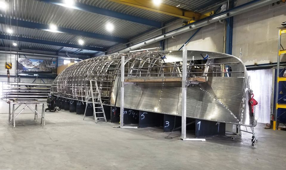Die Rumpf- und Deckstruktur der Pelagic 77 ist besonders verstärkt (Foto: Tony Castro Design) Pelagic 77 im Bau