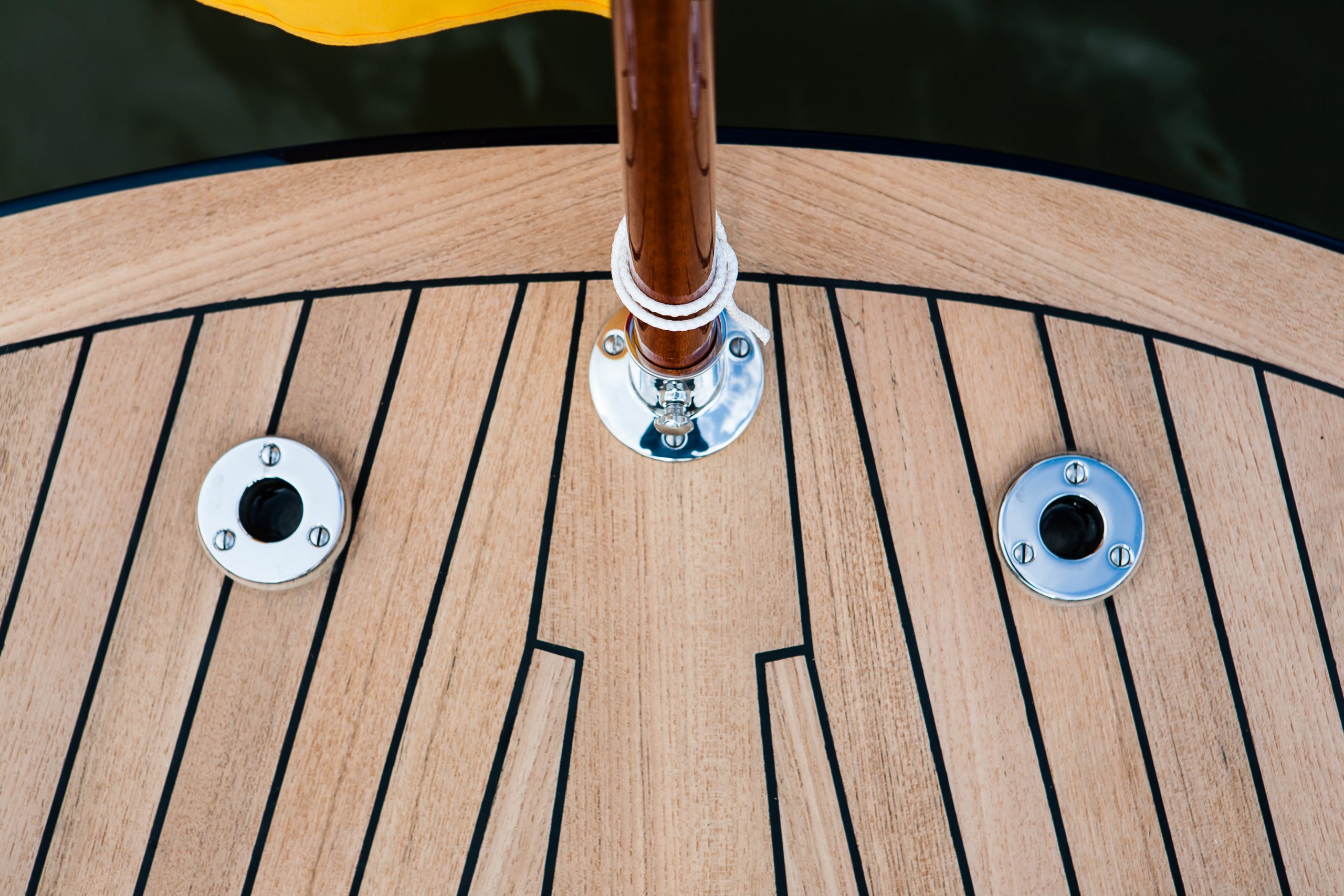 Teckdeck auf dem Heck einer Yacht © Jan Maas Teckdeck auf dem Heck einer Yacht