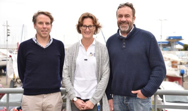 Johannes Christophers,Nadine Stegenwalner und Tim Kröger wollen in den kommenden Monaten auf 150 bis 200 Seemeilen langen Testregatten potenzielle Einsteiger in die Szene beurteilen. Foto: DSV