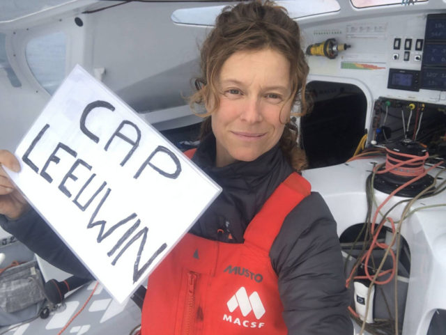 Stolz am zweiten der drei großen Vendée Globe-Kaps vorbei © joschke/MACSF
