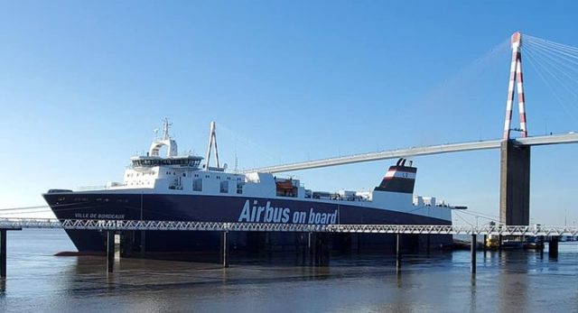 In Einzelteilen zerlegt, wurde Hydroptère im Airbus-Cargo von San Francisco nach Nantes gebracht © hydroptère 2.0