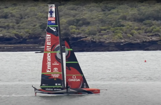 Das “Batwing”-Großsegel von Emirates Team New Zealand @ Sail Chaser