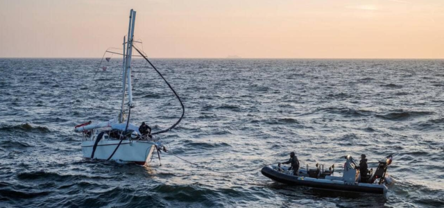 Zusammenstoß: Segelyacht von Dover-Calais-Fähre überfahren