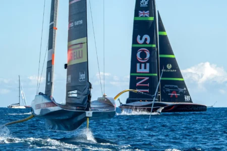 America’s Cup: INEOS Britannia stark – Luna Rossa im Glück