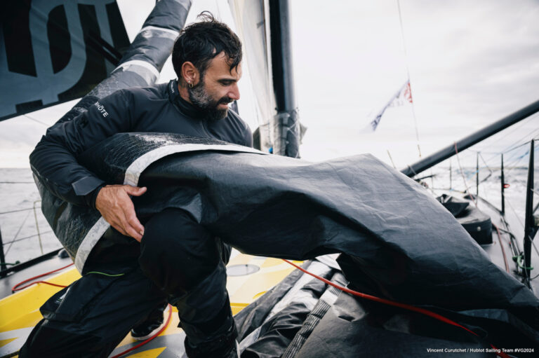Alan Roura Alan Roura bei der Vendée Globe: Der Schweizer segelt mit ex „Hugo Boss ...