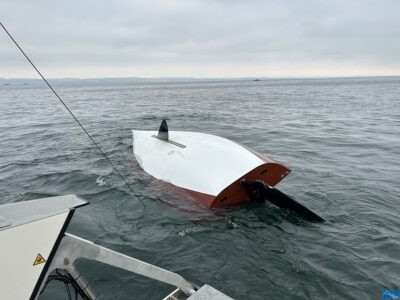 Regatta der Eisernen: 15er Jollenkreuzer auf dem Weg zum Start gekentert – Zwei Tote am Bodensee