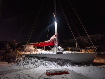 Big Picture: Überwintern im Eis Grönlands – Gewehre müssen an Bord sein