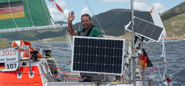 Mini Globe Race: 15 Weltumsegler auf 5.80m-Booten gestartet – noch ein „letztes großes Abenteuer!“