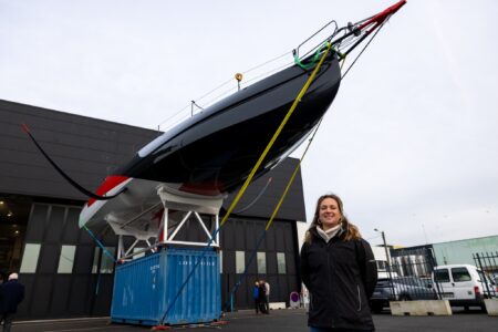 Vendee Globe 2028: Der erste IMOCA-Neubau läuft vom Stapel – für Elodie Bonafous (29)