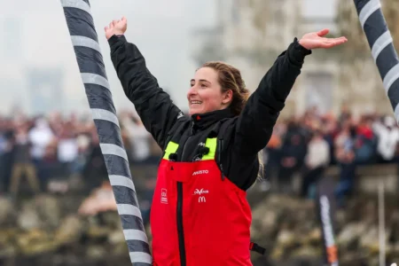 Vendée Globe Violette Dorange (23): Nach drei 420er Youth Worlds Medaillen auf Platz 25 um die Welt