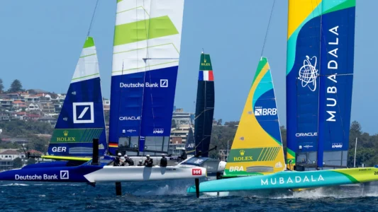 SailGP Sydney: Slingsby verliert nach Penalty – Team Germany bestraft wegen „Rücksichtslosem Segeln“