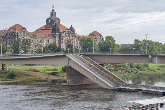 Carolabrücke Dresden