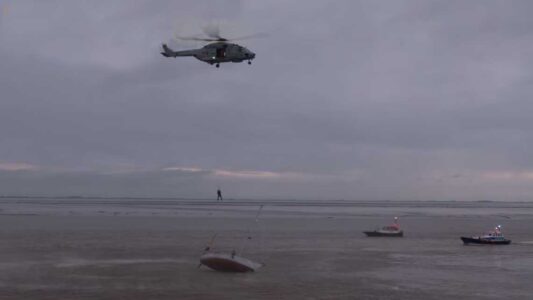 Segler strandet, vom Heli abgeborgen: Warum konnte nicht aufs Hochwasser gewartet werden?