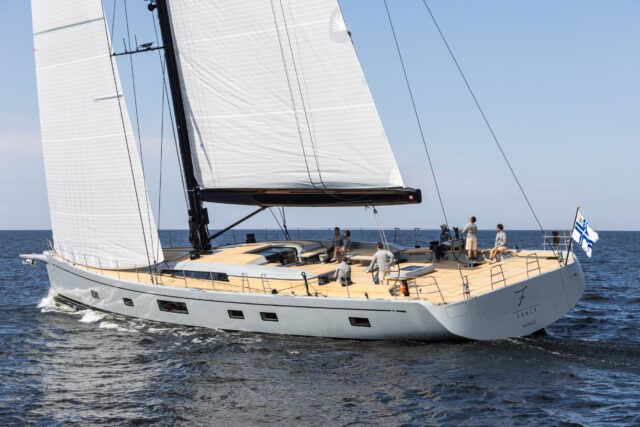Swan 108