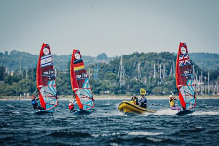 IQFoil-WM Finale Übertragung: Steinlein mit Bronze – Tragische Britin feiert ihr Happy End