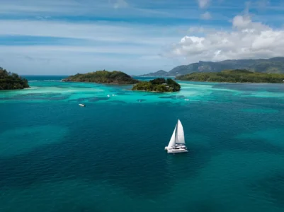 Seychelles Challenge: Segeln vom Feinsten im Traumrevier – „From Austria – Mozart, you know?“