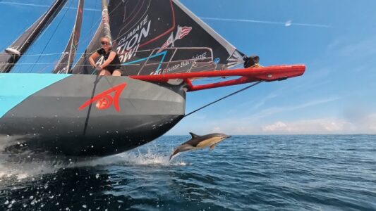 Ocean Race Europe: Biotherm mit weißer Weste – Paprec Arkéa rast nach Fehler nach vorne