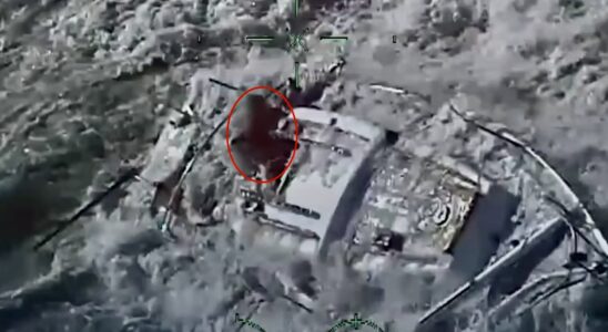 Video einer unglaublichen Einsatzes: Heldenhafte Helikopter-Crew rettet Segler das Leben