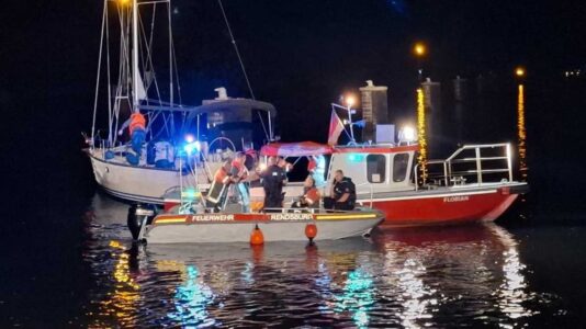 Segelboot läuft bei Rendsburg auf Grund – Nord-Ostsee-Kanal zeitweise gesperrt
